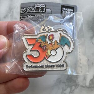 Pokemon 30th Anniversary Metal Charm Mascot Keychain Limited Edition - Charizard